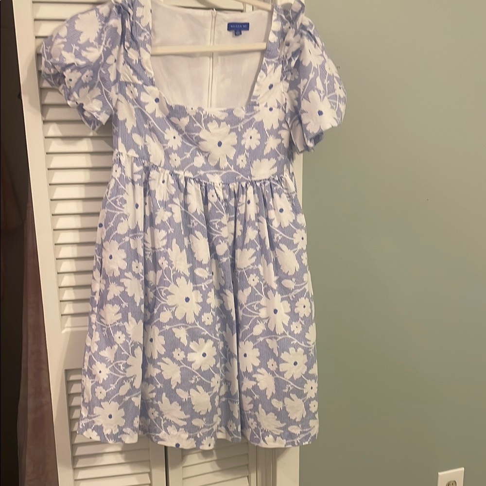 Maison Me Mother Daughter Blue and White Floral Dresses, Sizes XS and 6 Girls